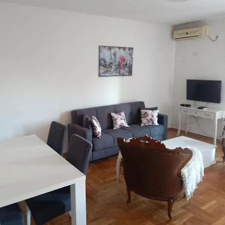 Apartment Podgorica Lejlighed *